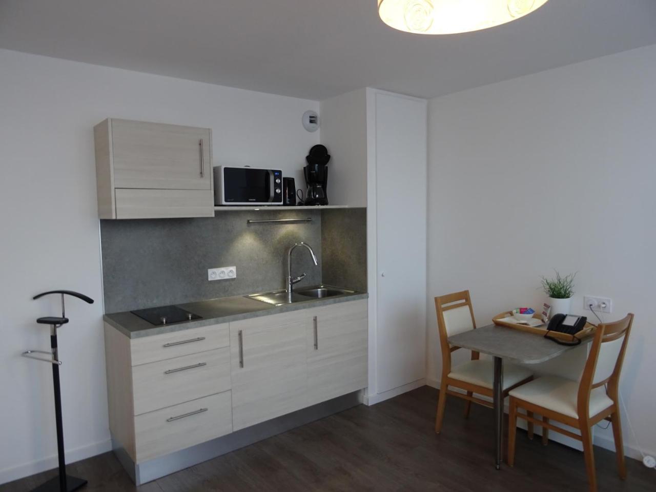 Domitys Les Sarments Blonds Aparthotel Монпелие Екстериор снимка